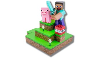 Lampara de Minecraft en diorama de Steve con el cerdito